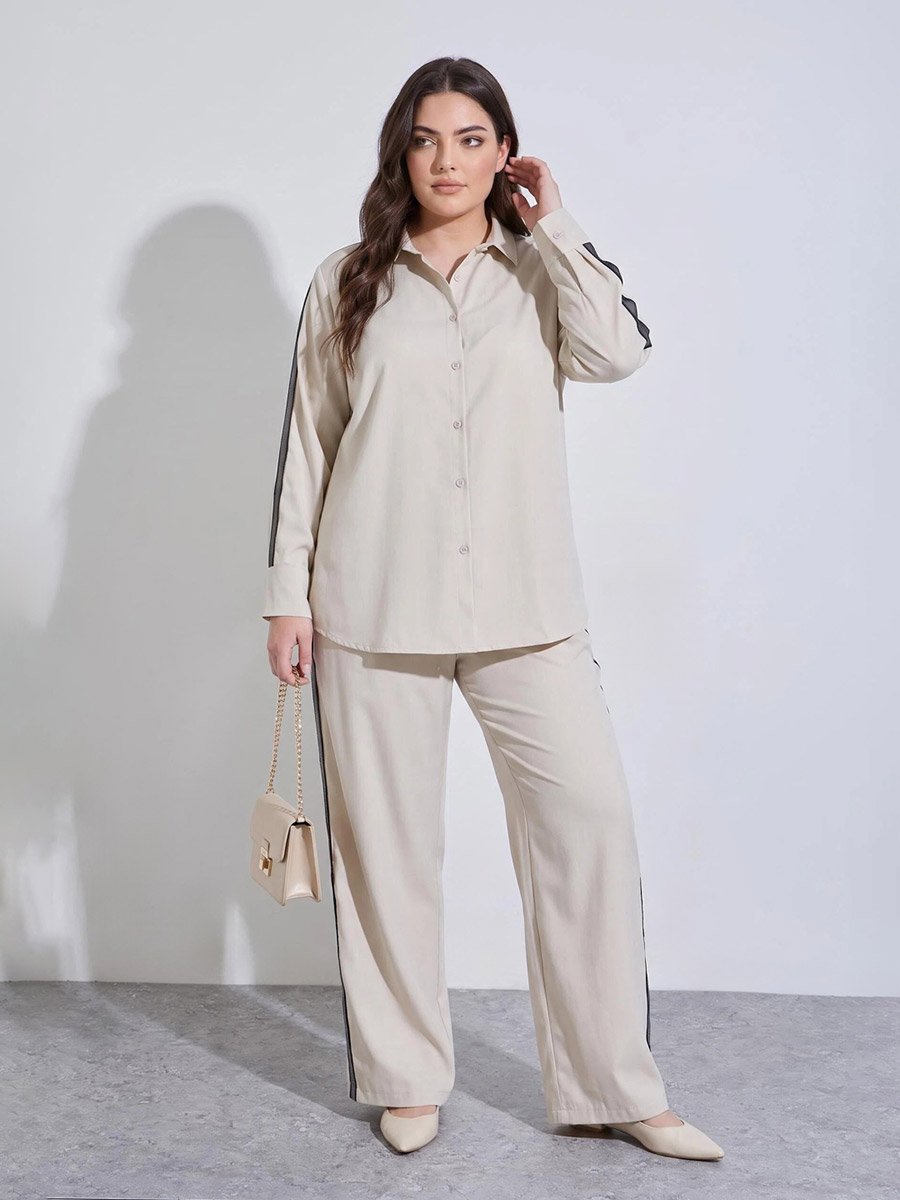 Plus Size Off White Long Sleeves Relaxed Fit Shirt with Side Stripe
