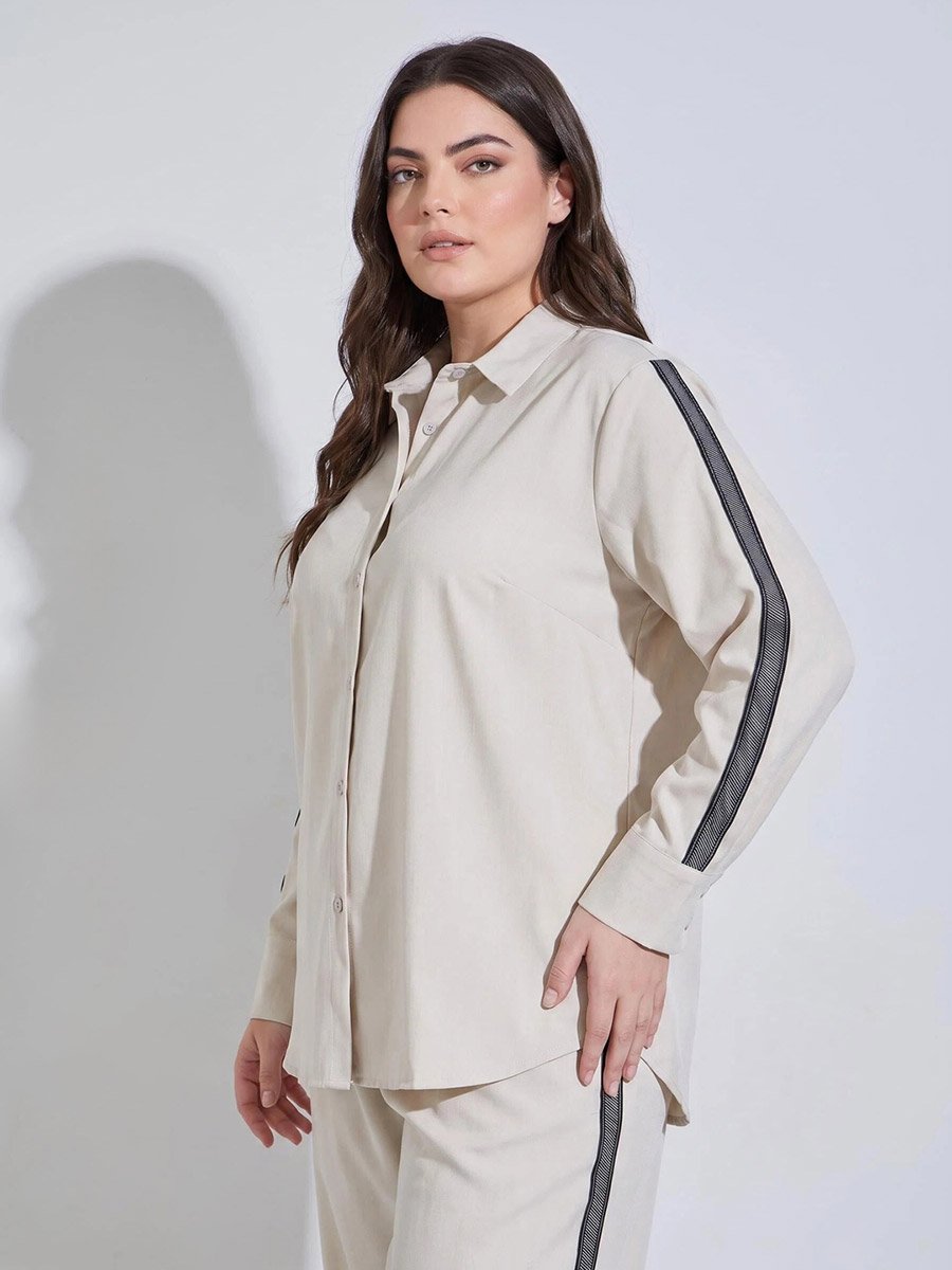 Plus Size Off White Long Sleeves Relaxed Fit Shirt with Side Stripe