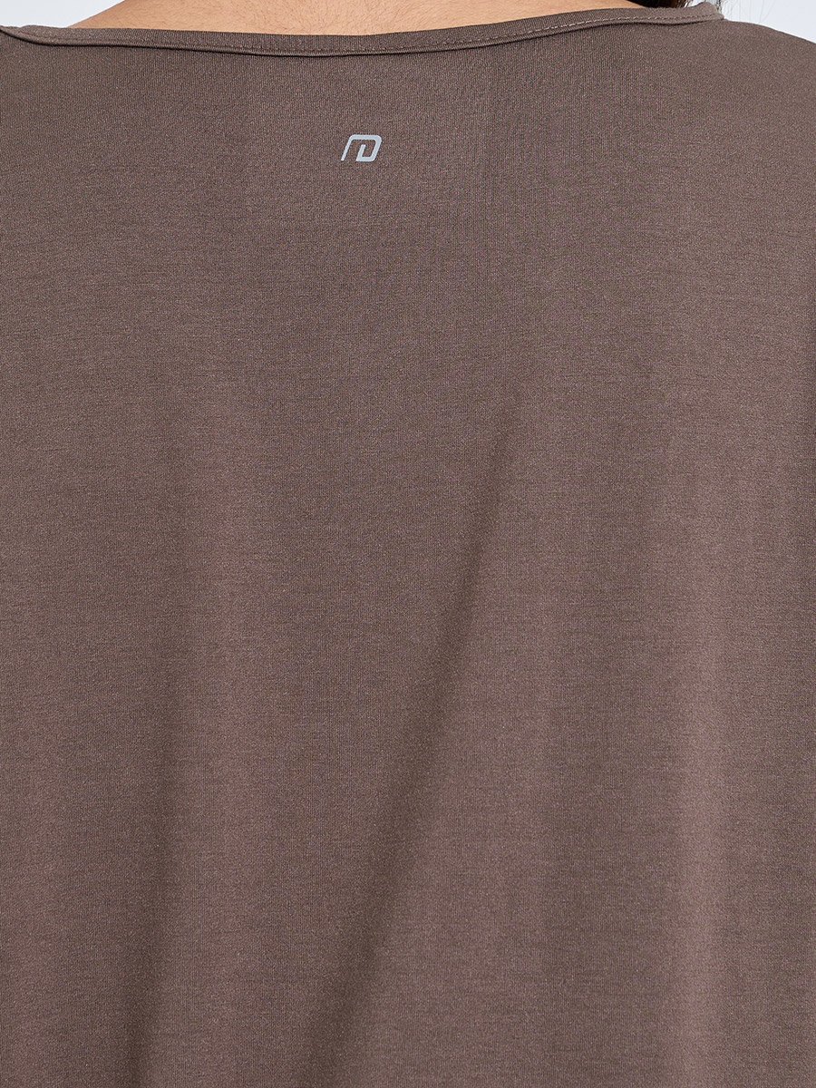 Brown Solid Long Sleeve Activewear Top with Side Slit