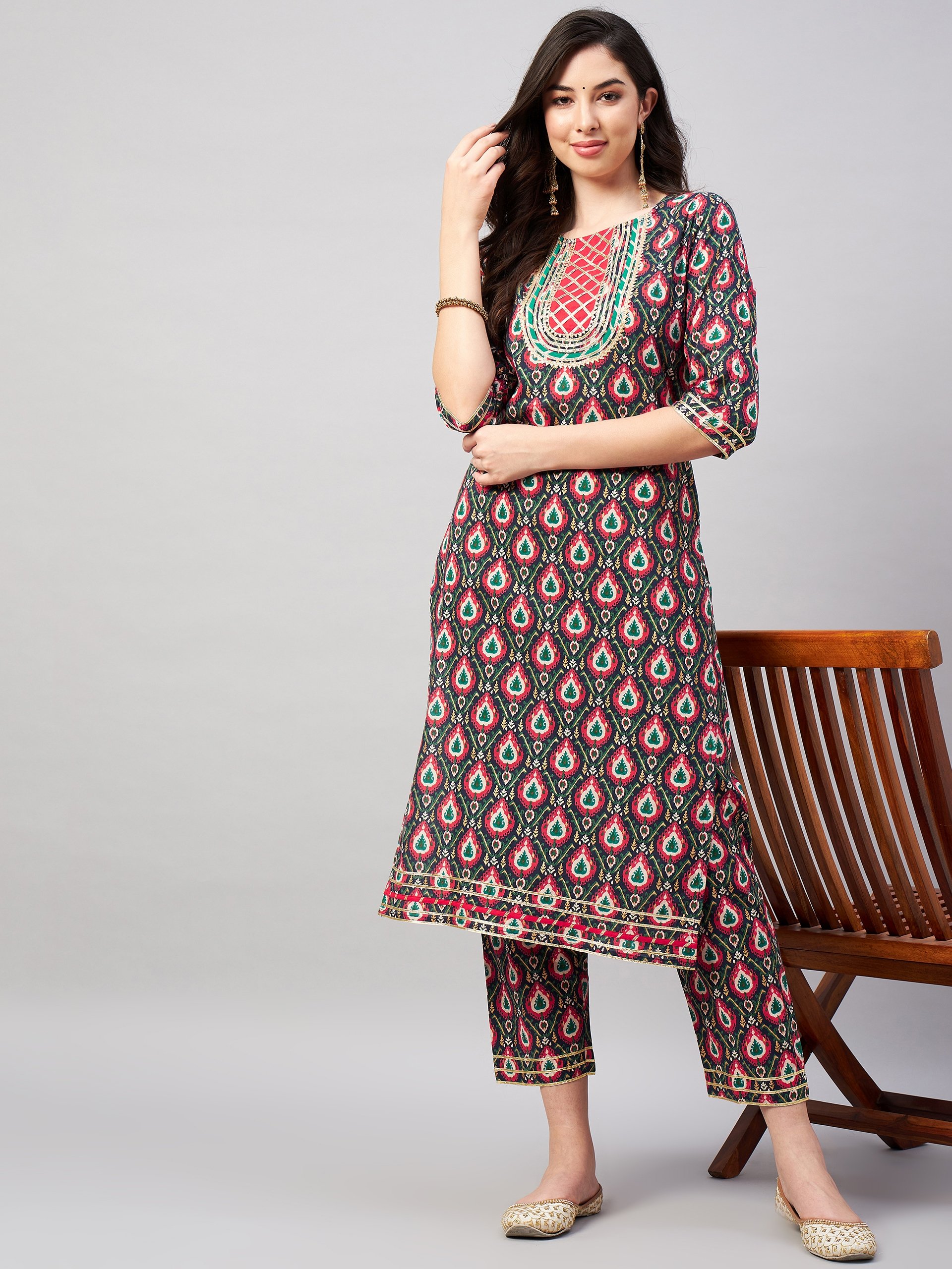 Navy Blue Printed Kurta and Pants Set