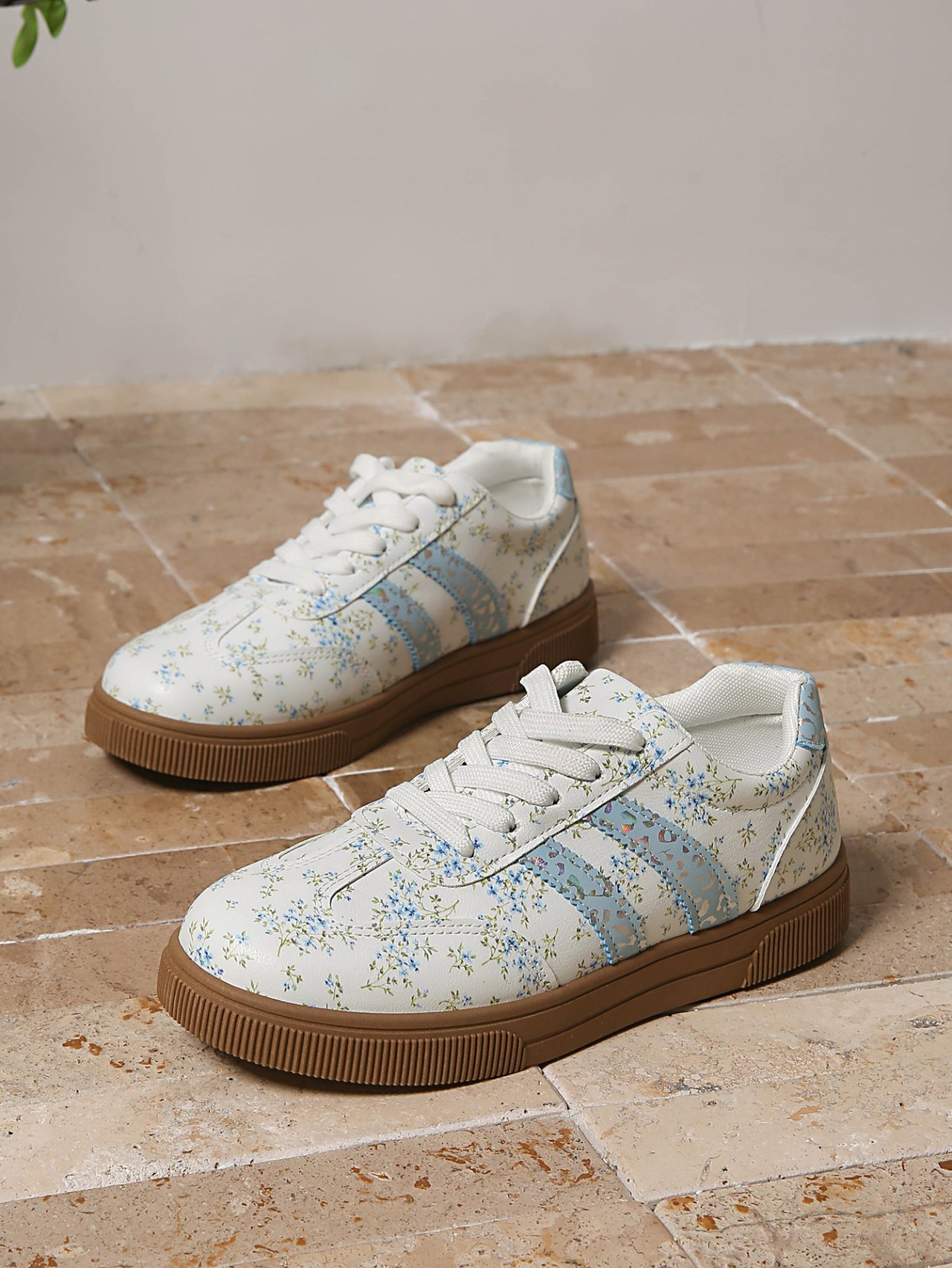 Women Floral Teal Striped Lace-Up Flat Sneakers