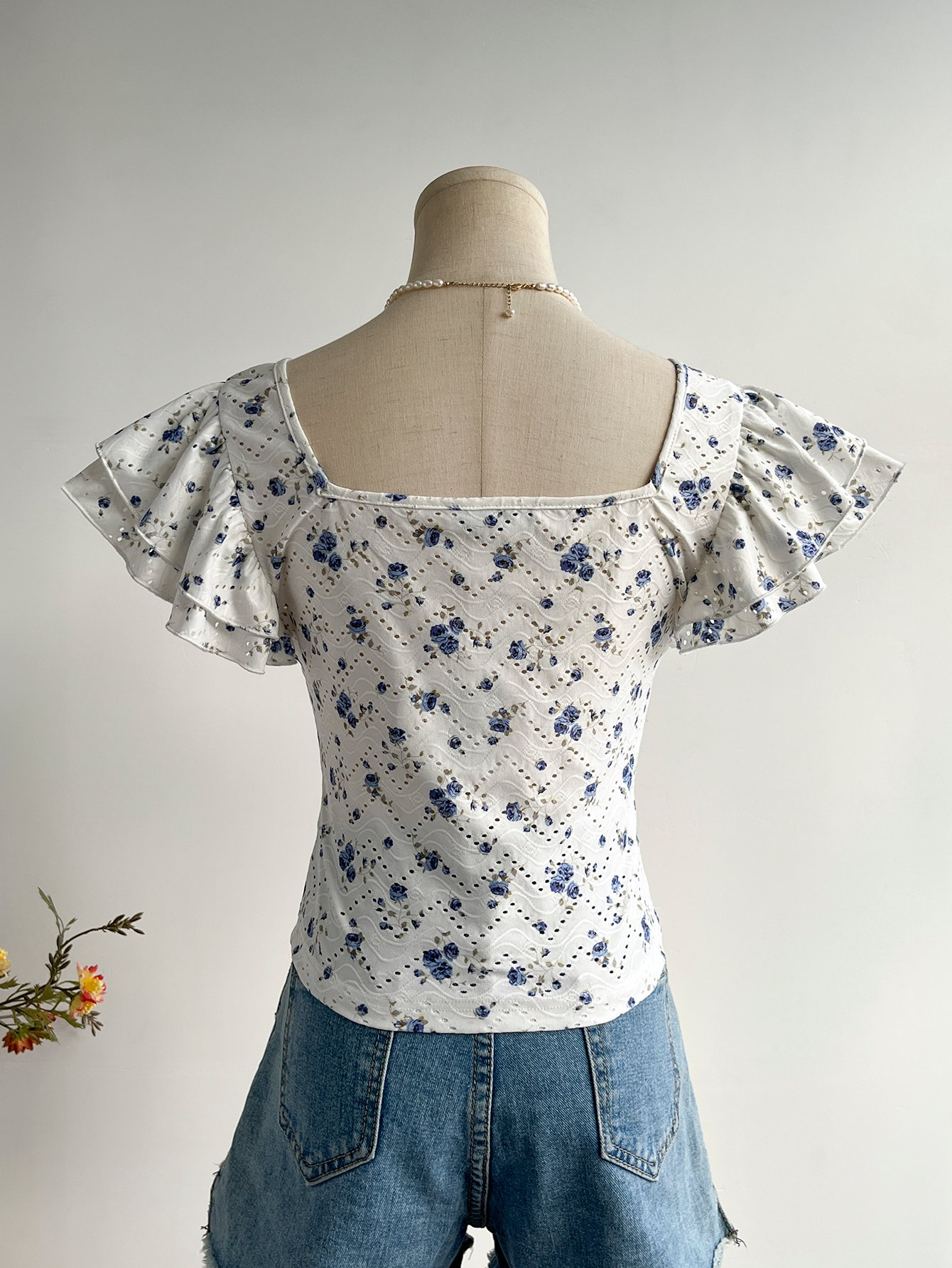 White Floral Short Sleeve Top
