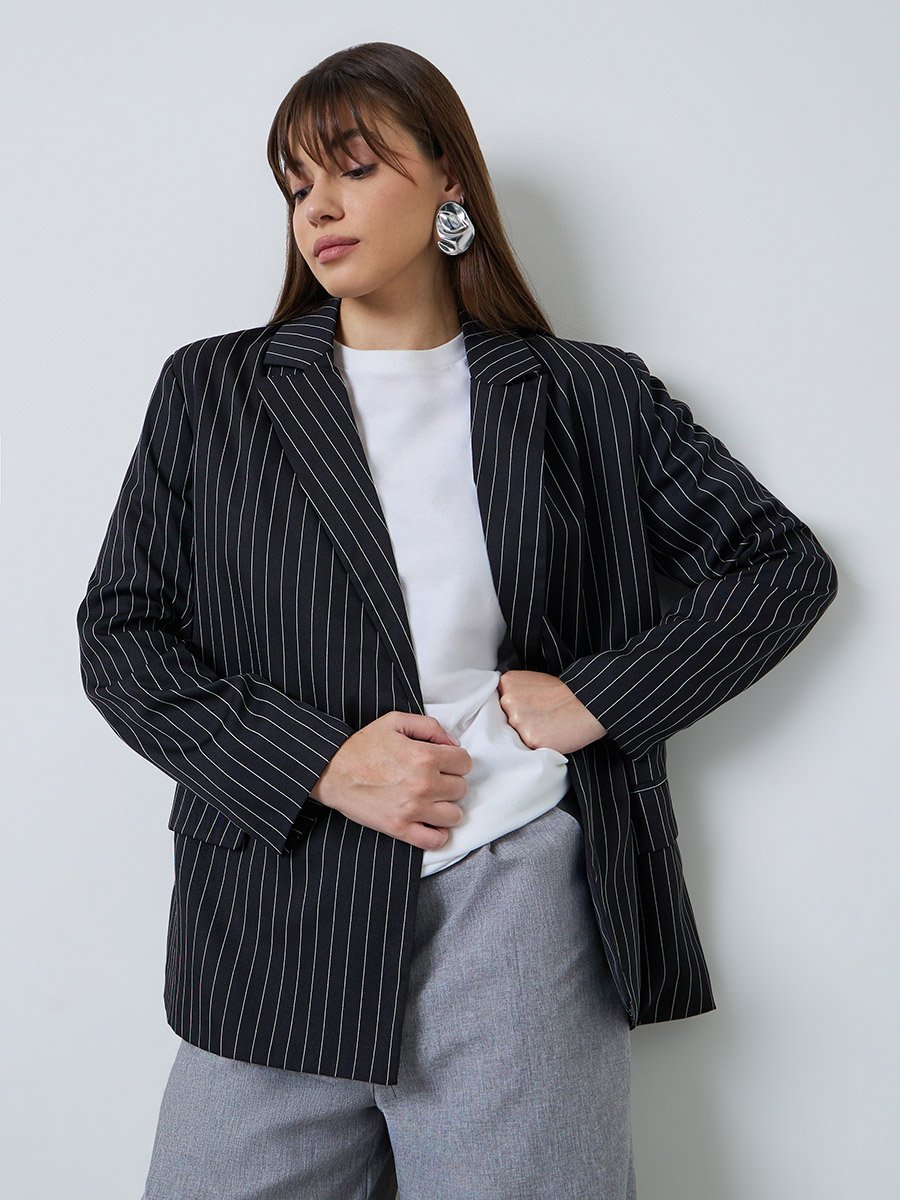 Black Regular Fit Striped Blazer