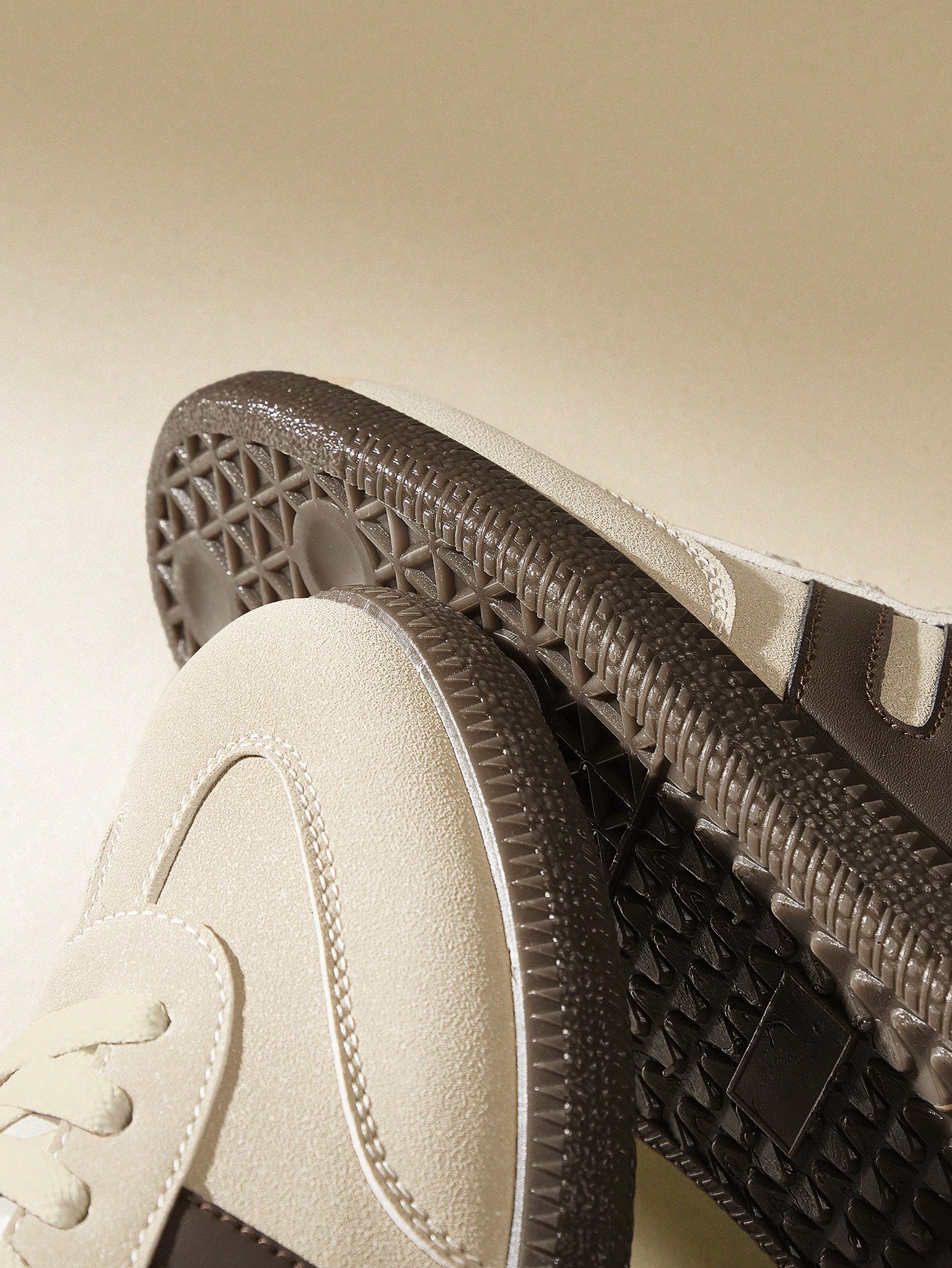 Womens Beige PU Leather Casual Sneakers - Everyday Comfort and Style