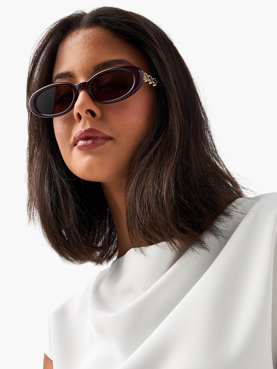 Oval Sunglasses with UV Protection Brown Lens
