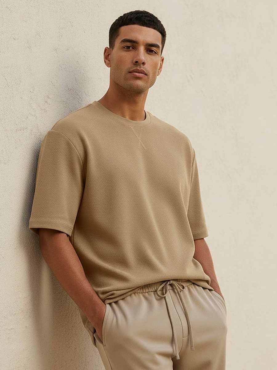 Men Slim Fit Crew Neck Short Sleeves Textured T-Shirt