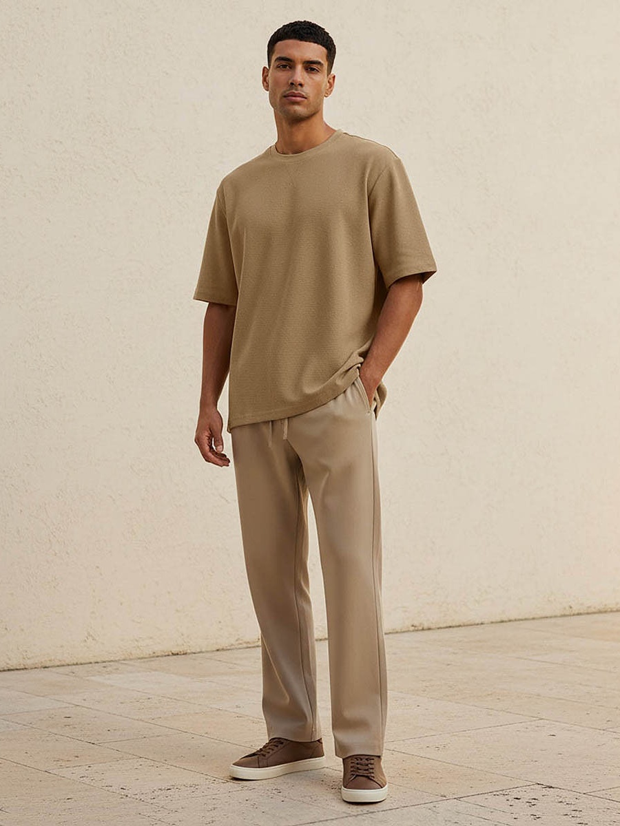 Men Slim Fit Crew Neck Short Sleeves Textured T-Shirt