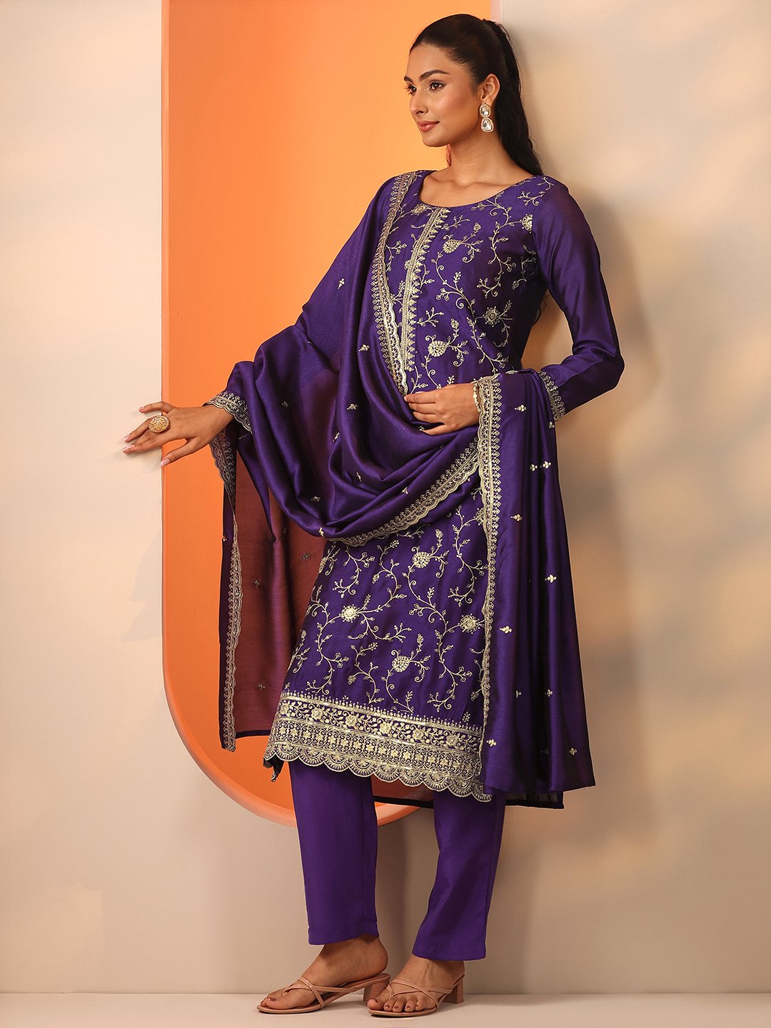 Purple Embroidered Silk Blend Straight Kurta, Trousers And Dupatta Set