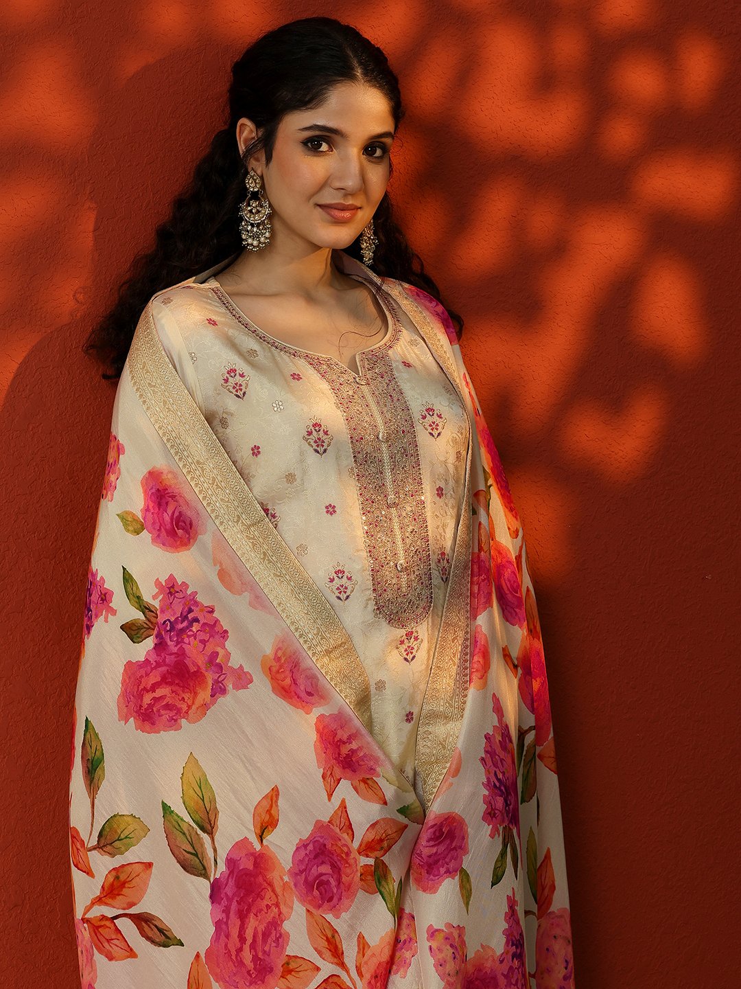 Off White Printed Silk Blend Straight Kurta, Trousers And Dupatta Set