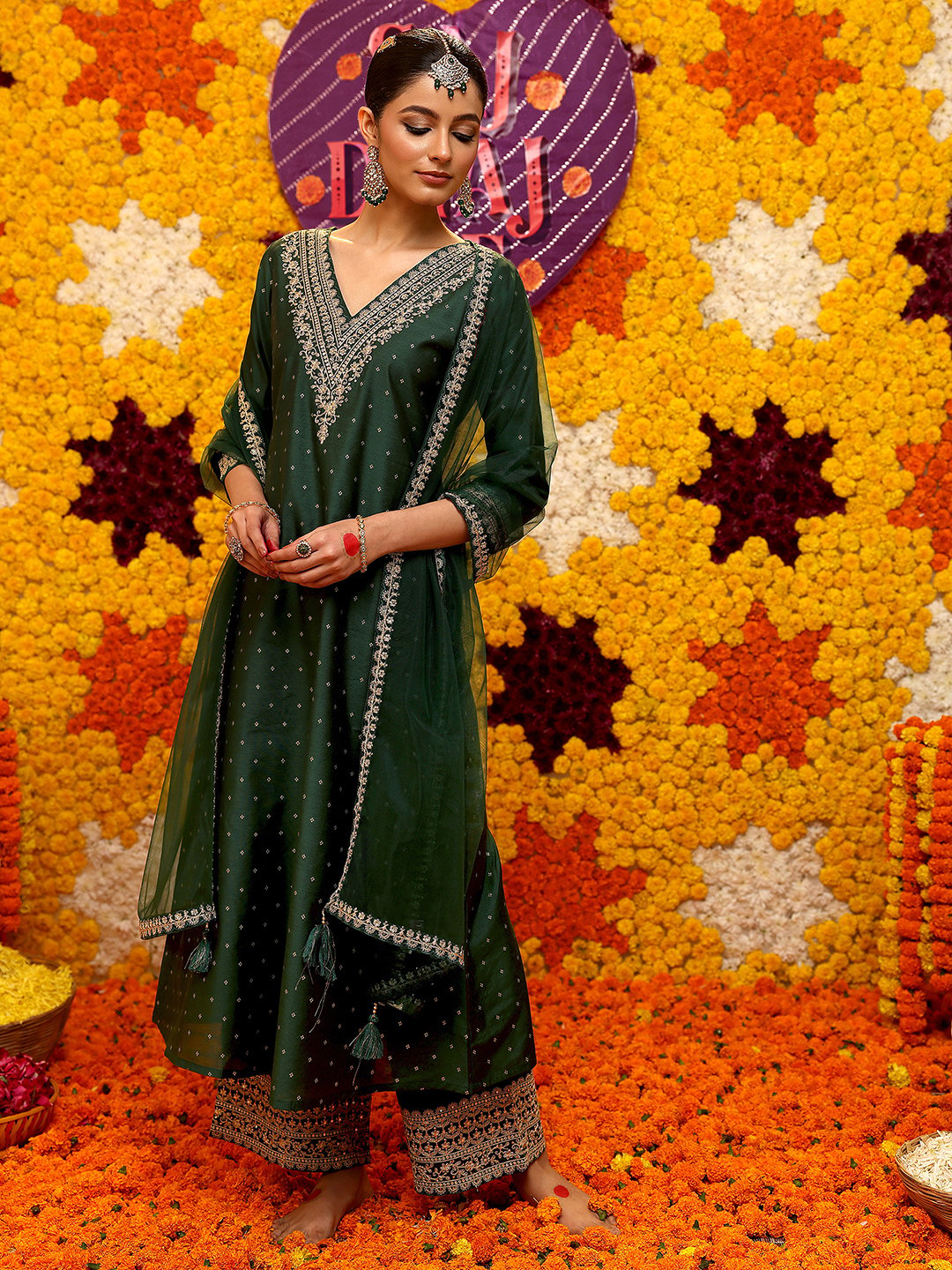 Green Woven Design Silk Blend A-Line Kurta, Trousers And Dupatta Set