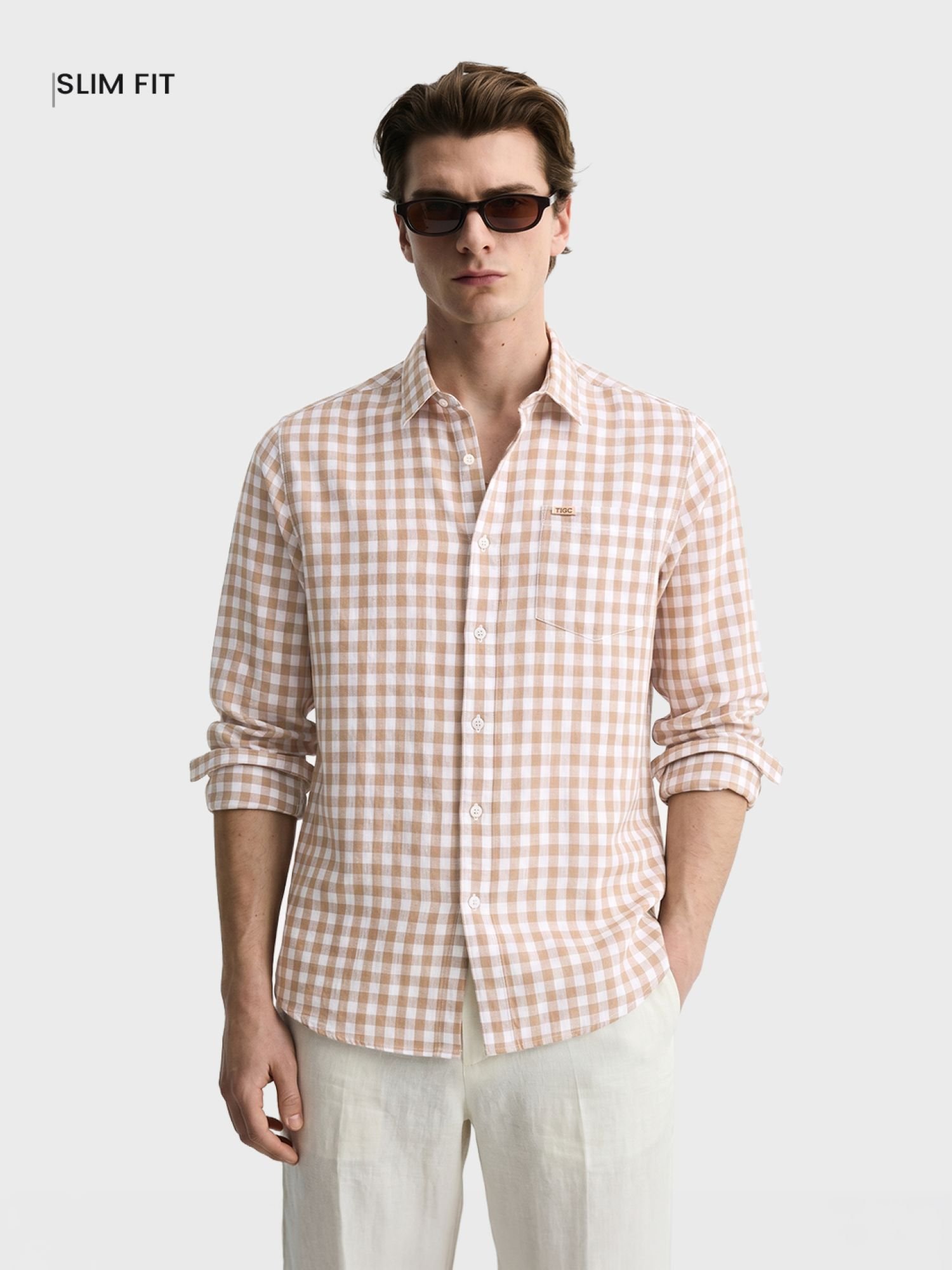 Men Regular Fit Checked Cutaway Collar Casual Shirt