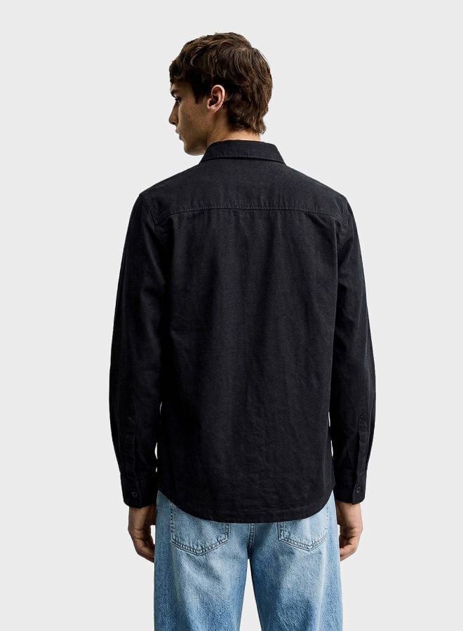 Men Regular Fit Solid Cutaway Collar Casual Shirt