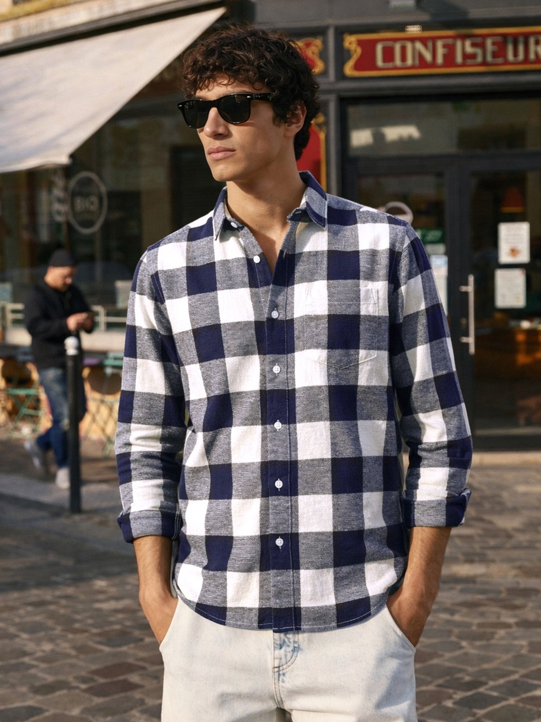 Men Slim Fit Checked Cutaway Collar Casual Shirt