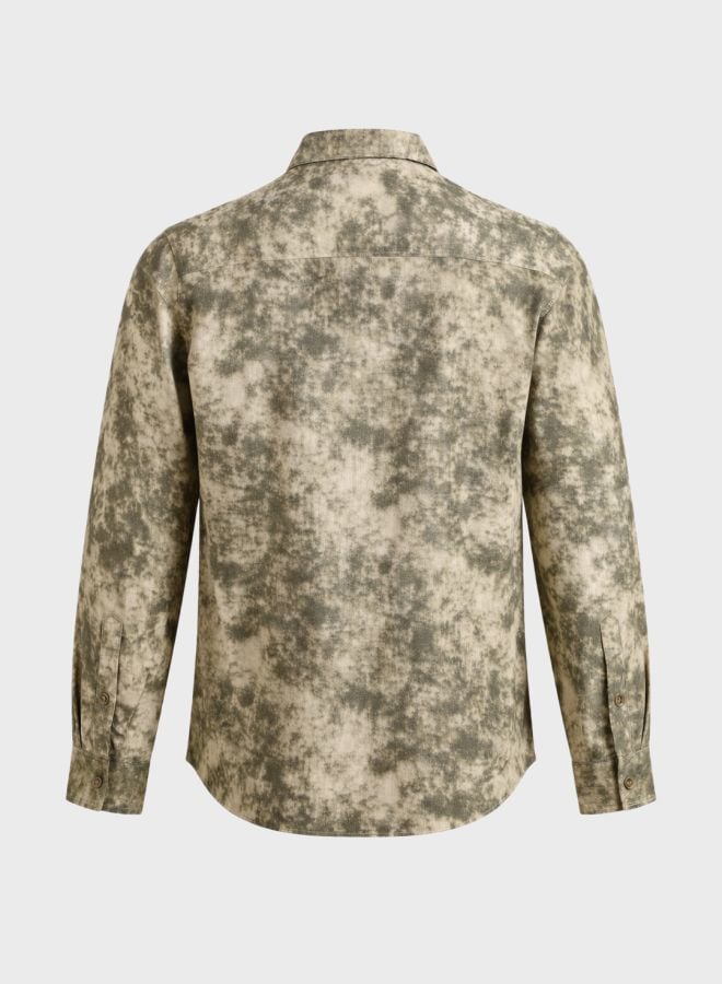 Men Regular Fit Printed Cutaway Collar Casual Shirt