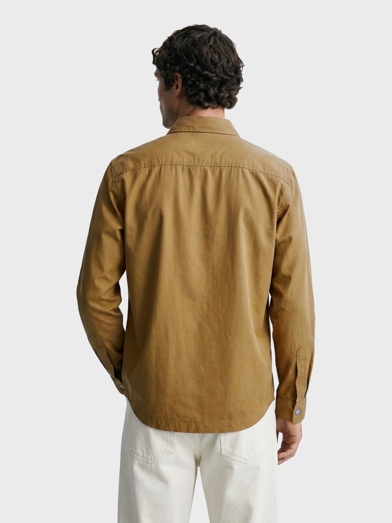 Men Regular Fit Solid Cutaway Collar Casual Overshirt