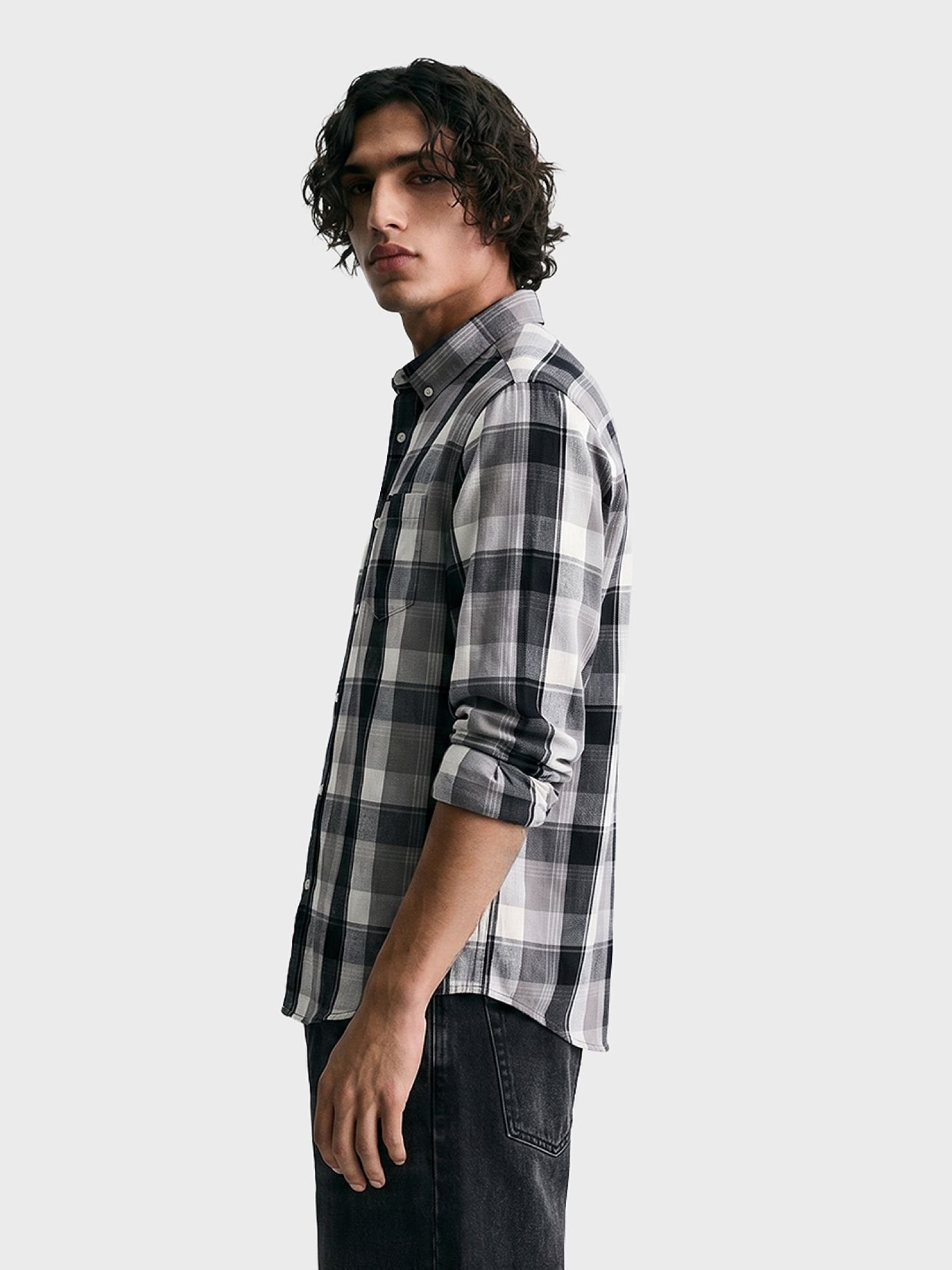 Men Slim Fit Checked Button-Down Collar Casual Shirt