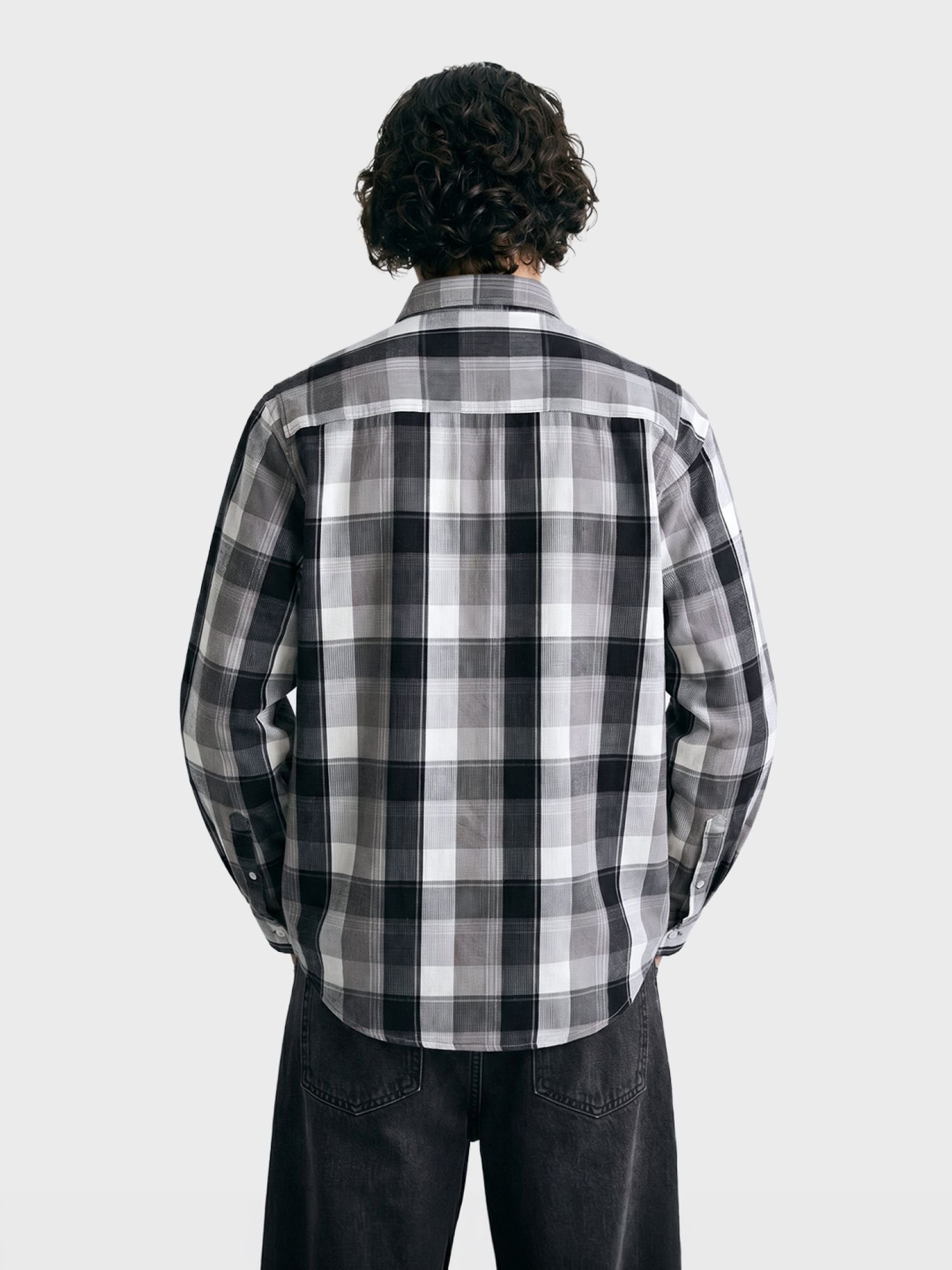 Men Slim Fit Checked Button-Down Collar Casual Shirt