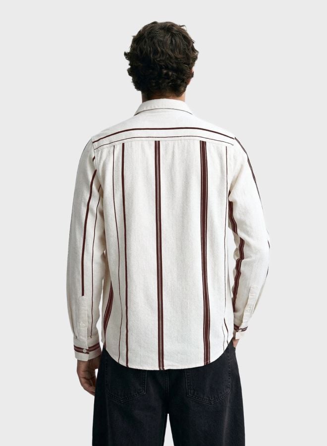 Men Regular Fit Striped Cutaway Collar Casual Shirt