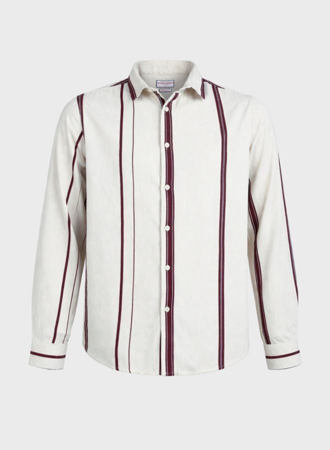 Men Regular Fit Striped Cutaway Collar Casual Shirt