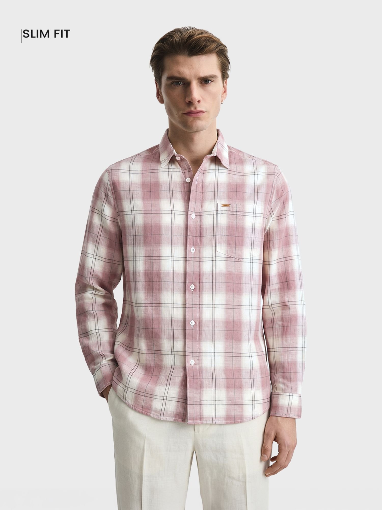 Men Regular Fit Checked Cutaway Collar Casual Shirt