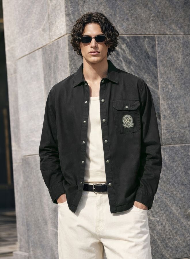 Men Regular Fit Solid Cutaway Collar Casual Overshirt