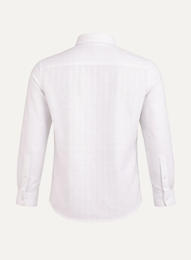 Men Slim Fit Textured Cutaway Collar Casual Shirt