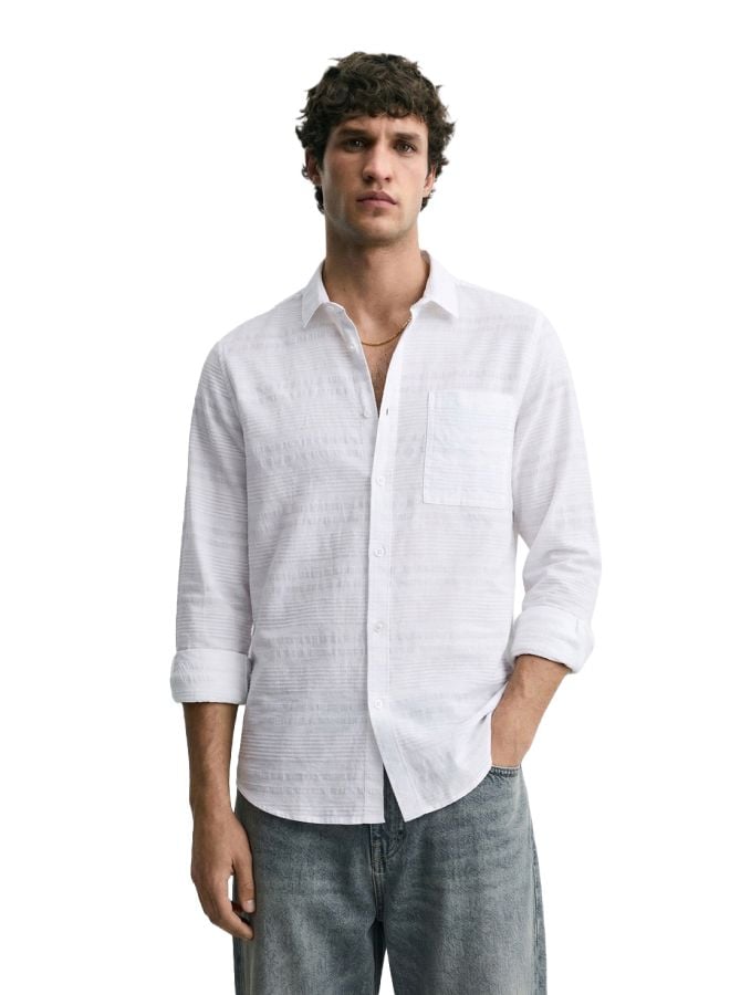 Men Slim Fit Striped Cutaway Collar Casual Shirt