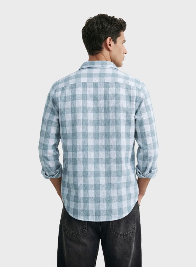 Men Slim Fit Checked Cutaway Collar Casual Shirt