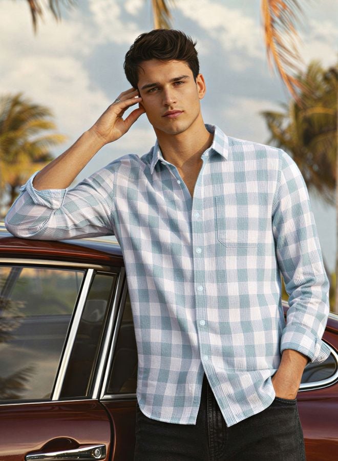 Men Slim Fit Checked Cutaway Collar Casual Shirt