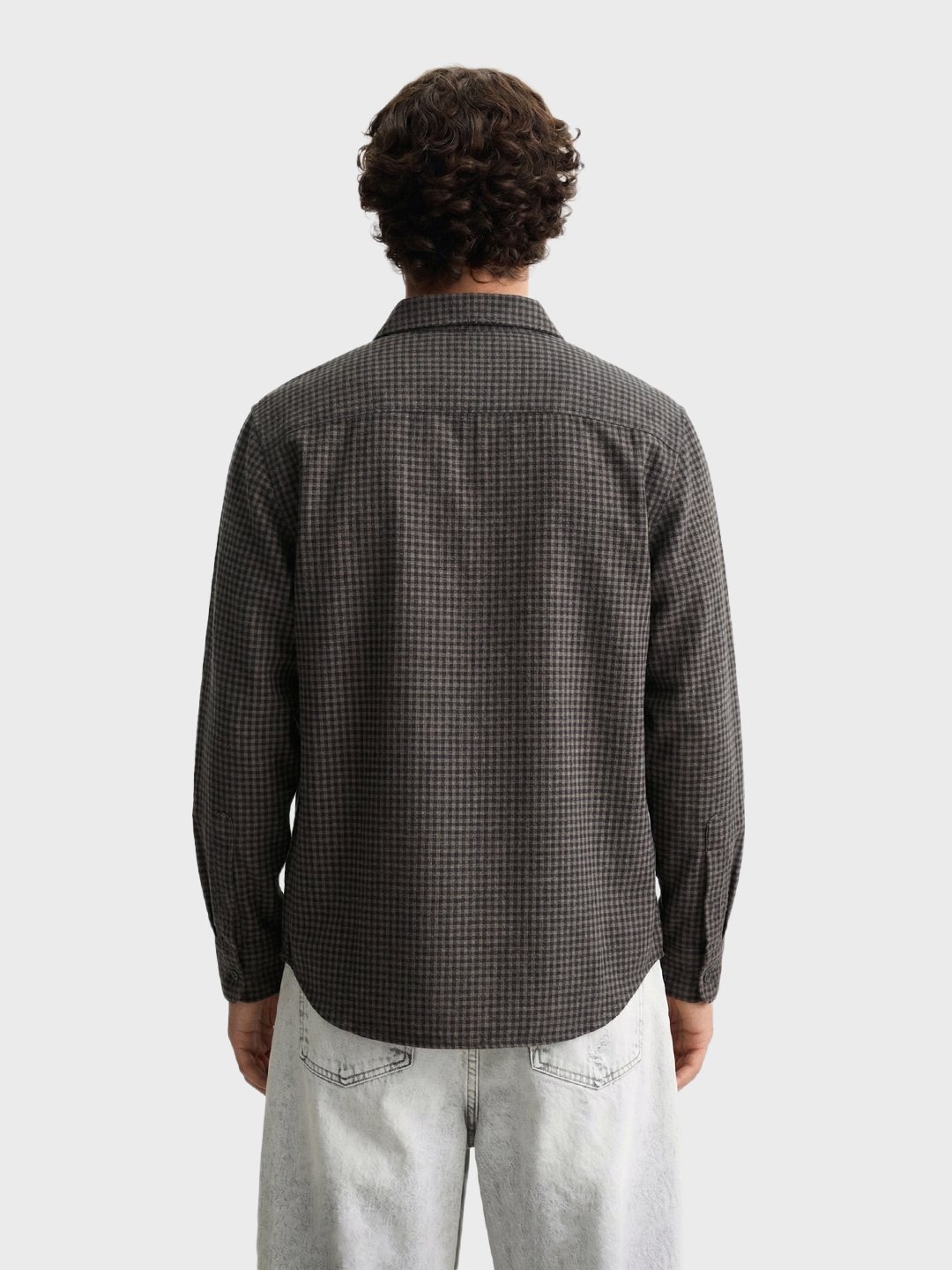 Men Slim Fit Checked Cutaway Collar Casual Shirt