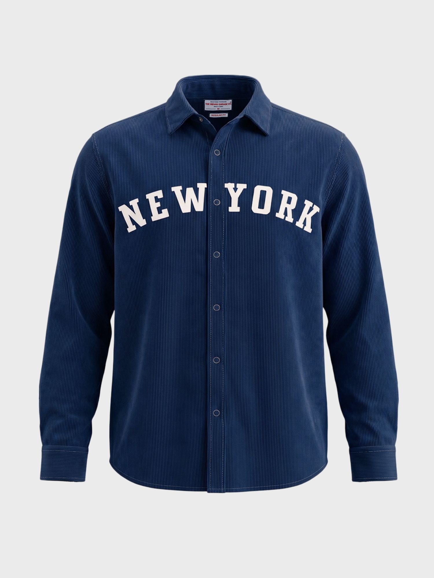 Men Regular Fit Solid Cutaway Collar Casual Shirt