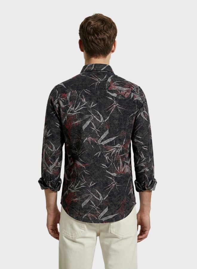 Men Regular Fit Printed Cutaway Collar Casual Shirt