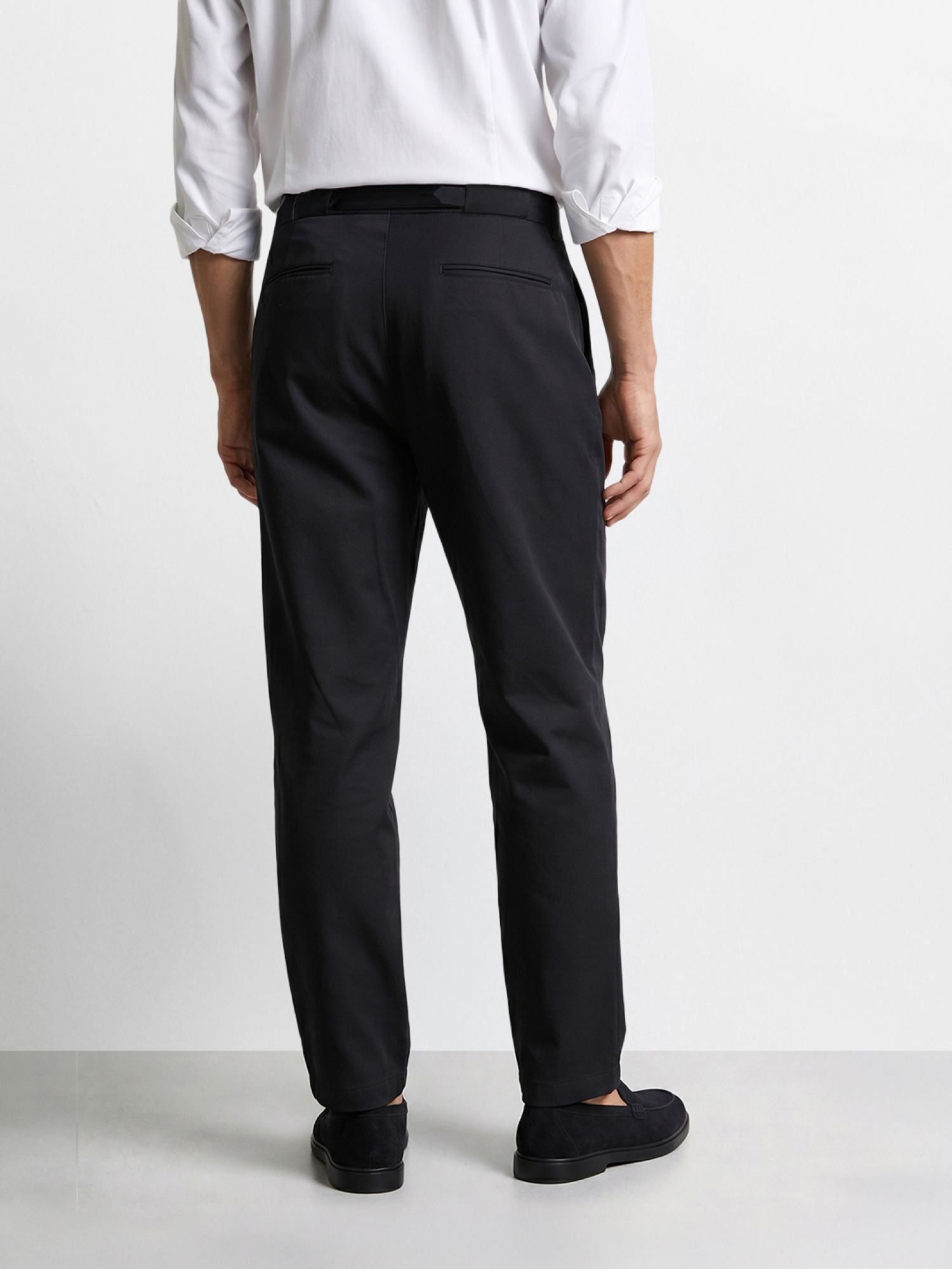 Men Regular Fit Solid Trousers