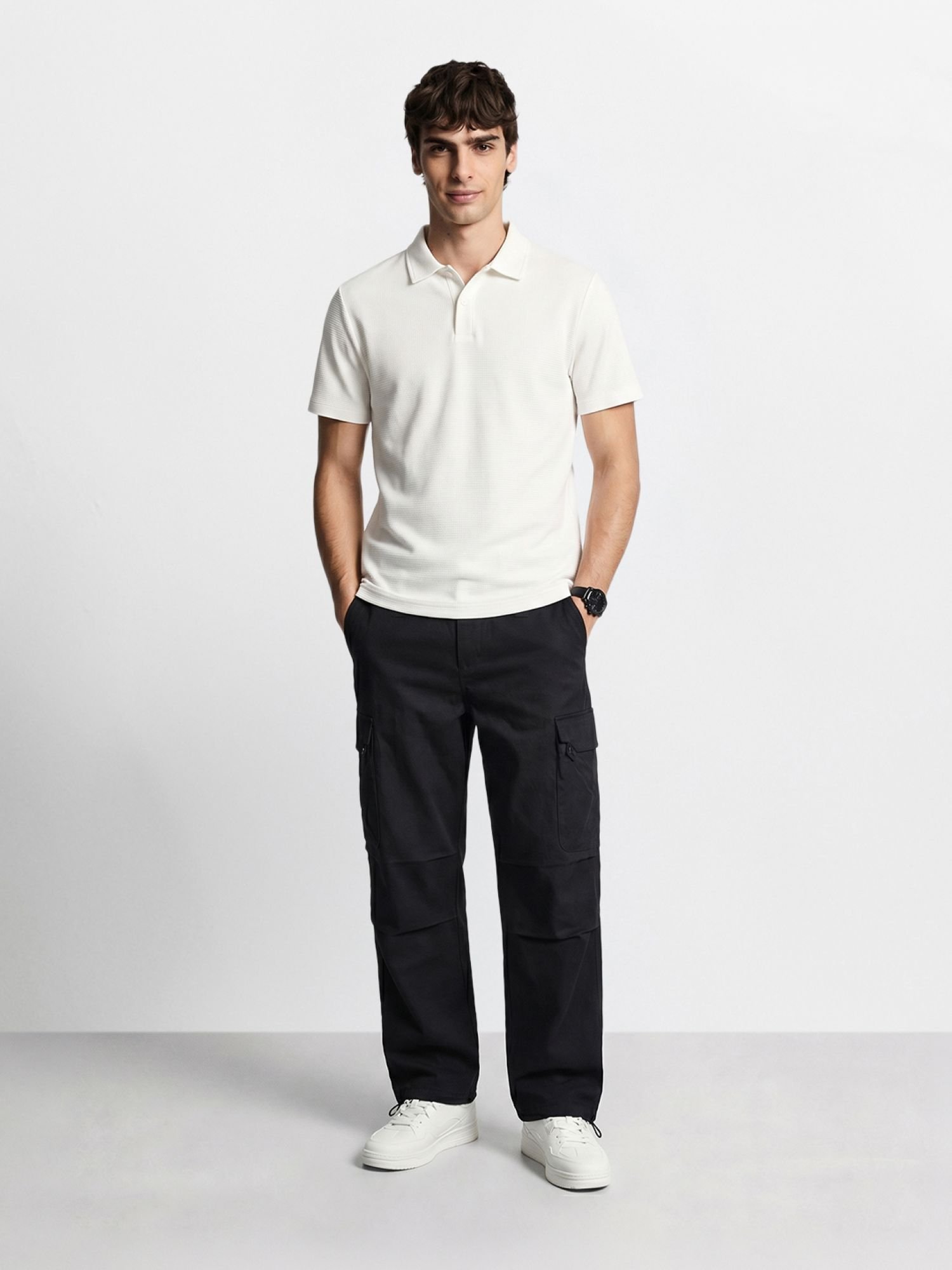 Men Relaxed Fit Solid Cargo Joggers