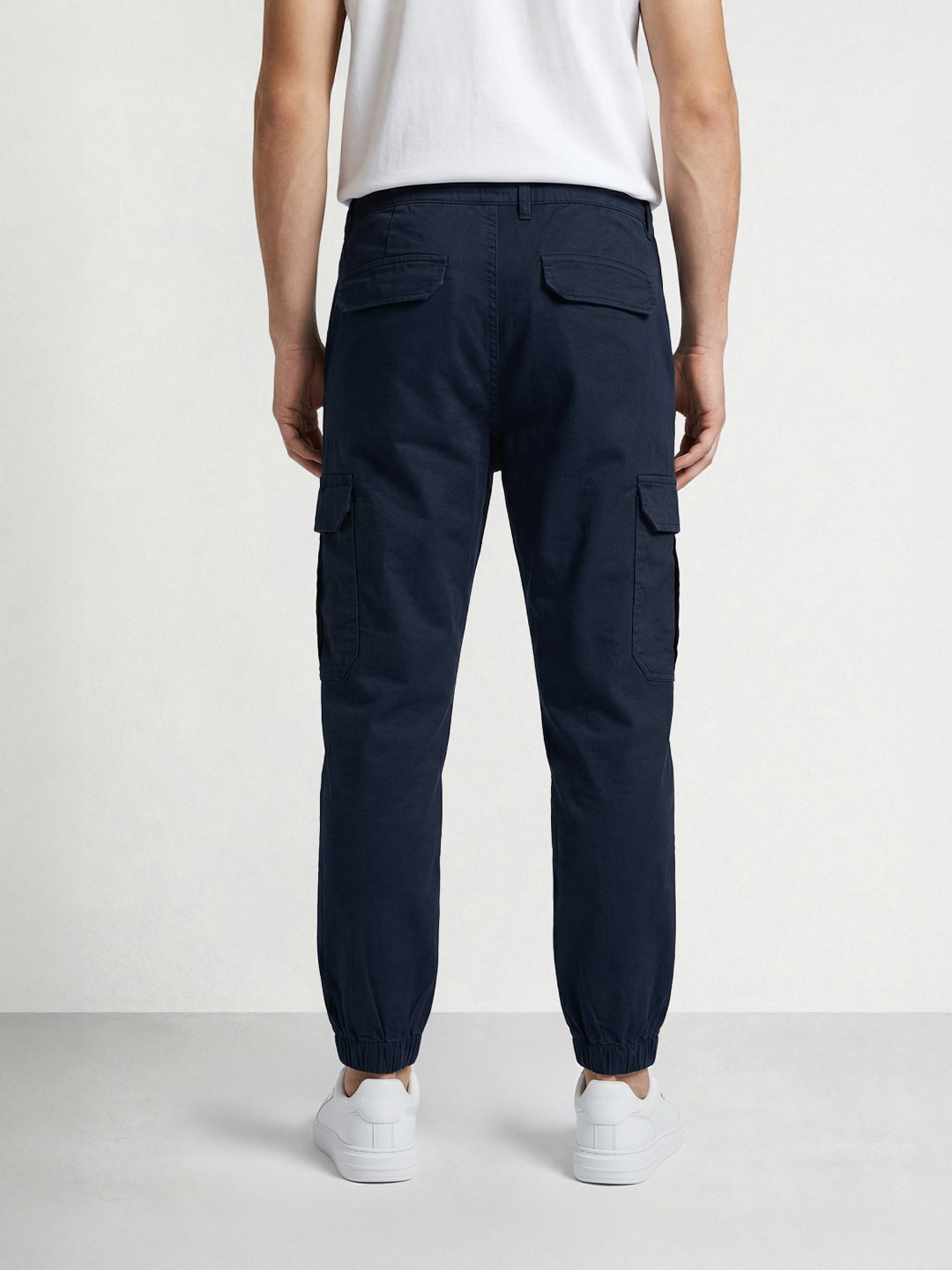 Men Regular Fit Solid Cargo Joggers