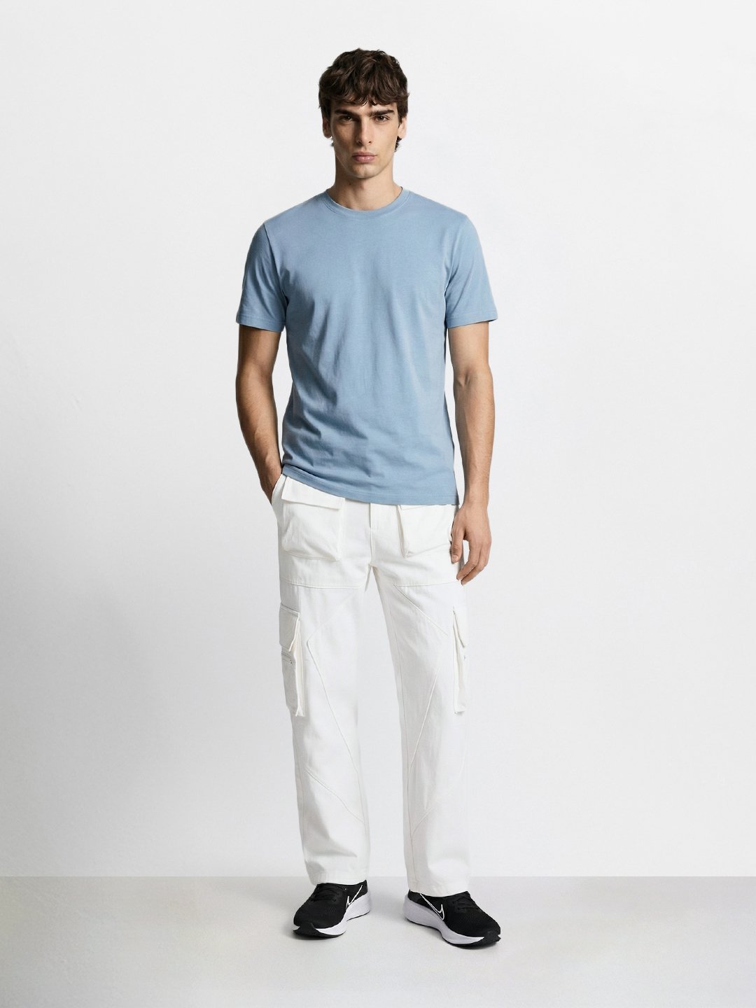 Men Loose Fit Solid Cargo