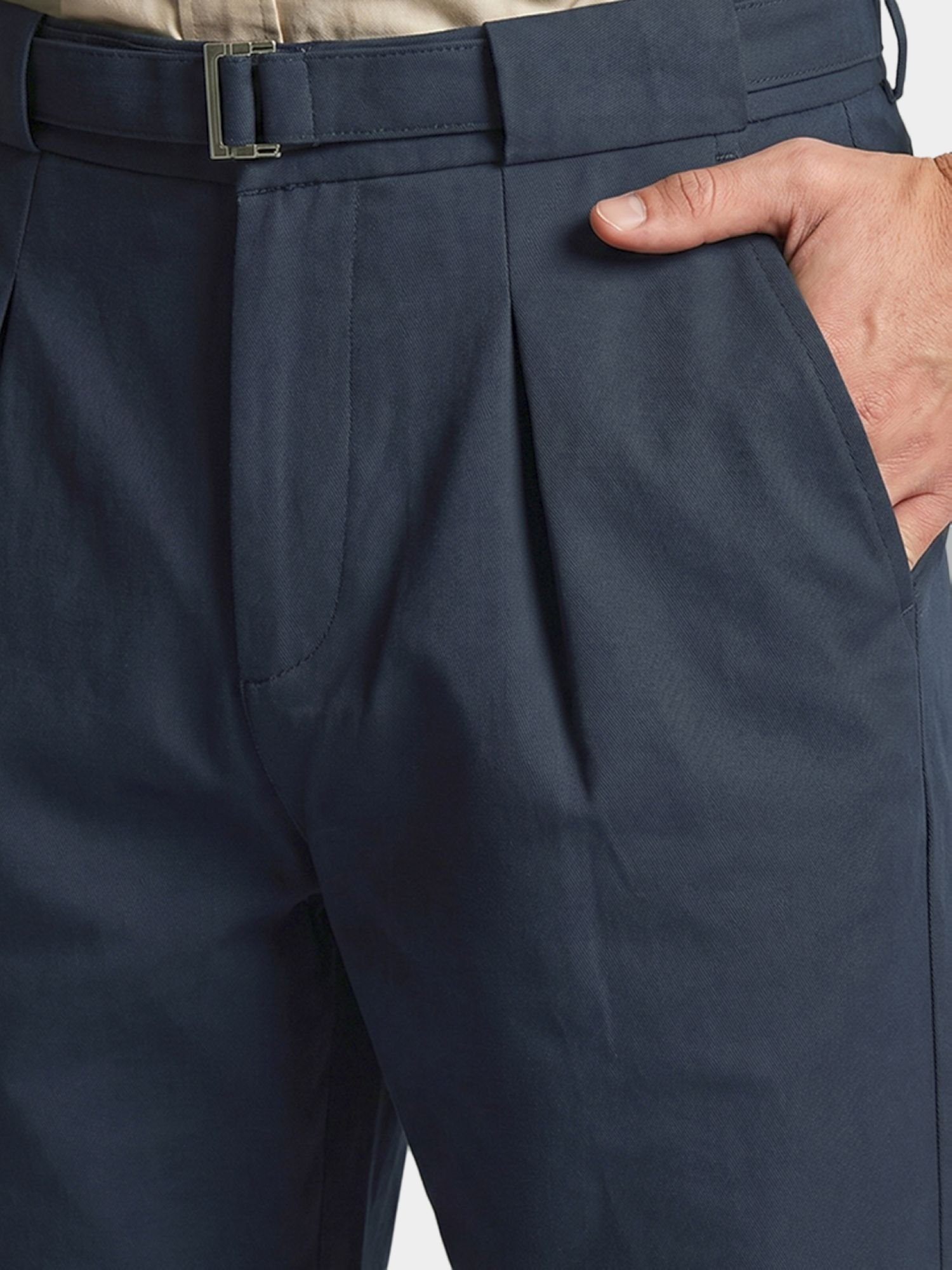 Men Regular Fit Solid Trousers