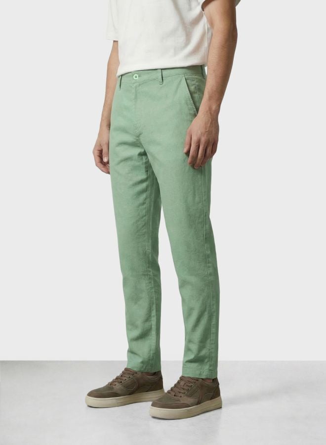Men Slim Fit Solid Chinos