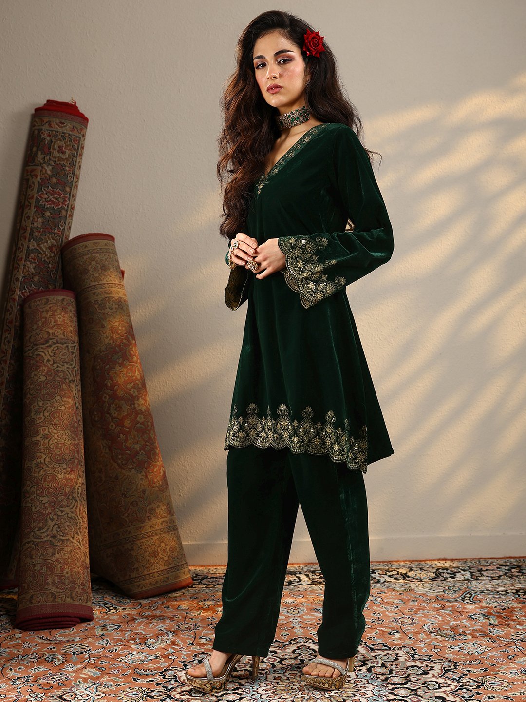 Green Ethnic Motifs Velvet Co-Ords