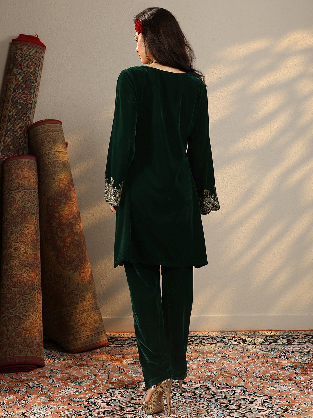 Green Ethnic Motifs Velvet Co-Ords