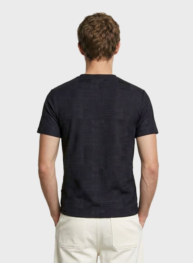Men Slim Fit Textured Crew Neck T-Shirt