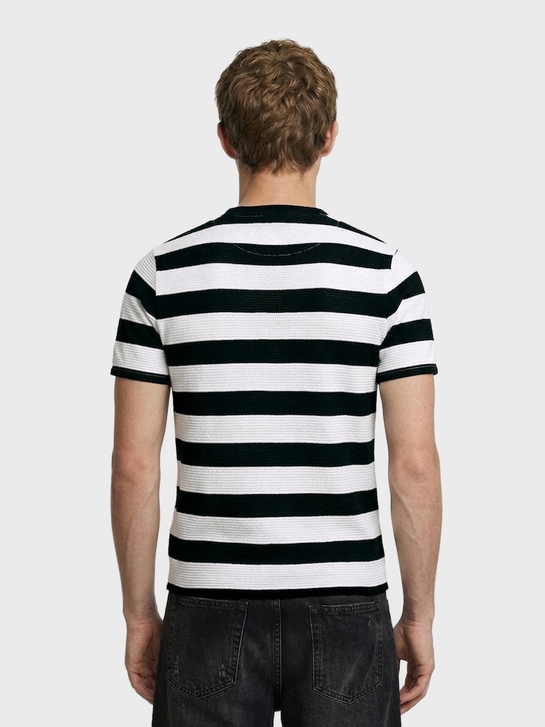 Men Slim Fit Striped Crew Neck T-Shirt
