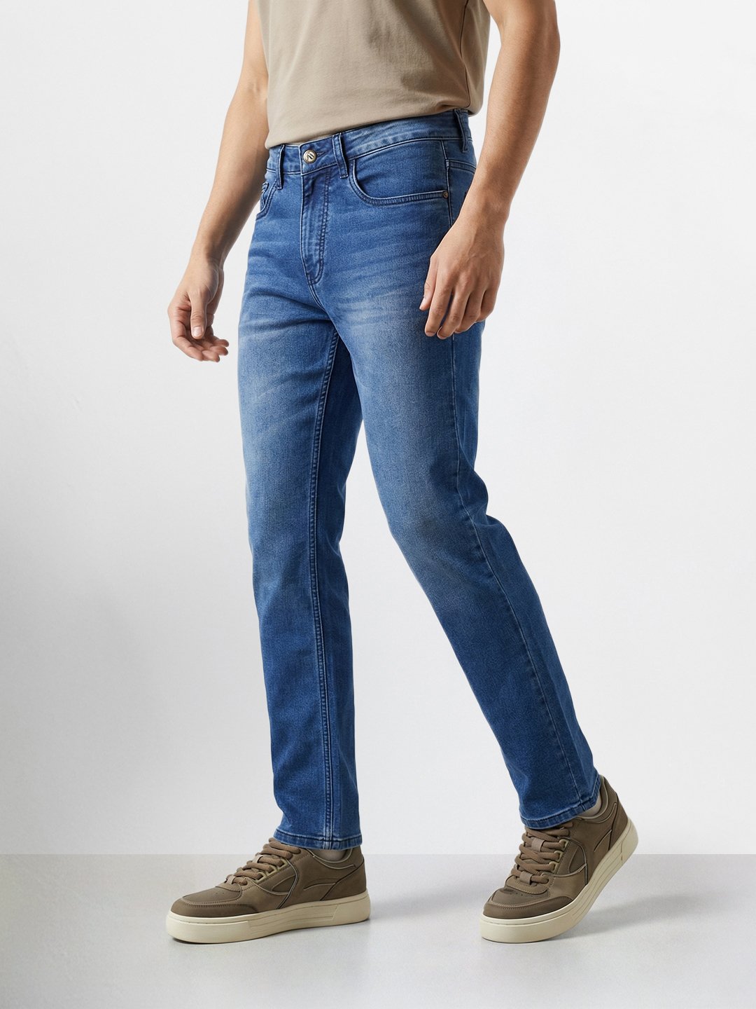 Men Slim Straight Fit Solid Jeans