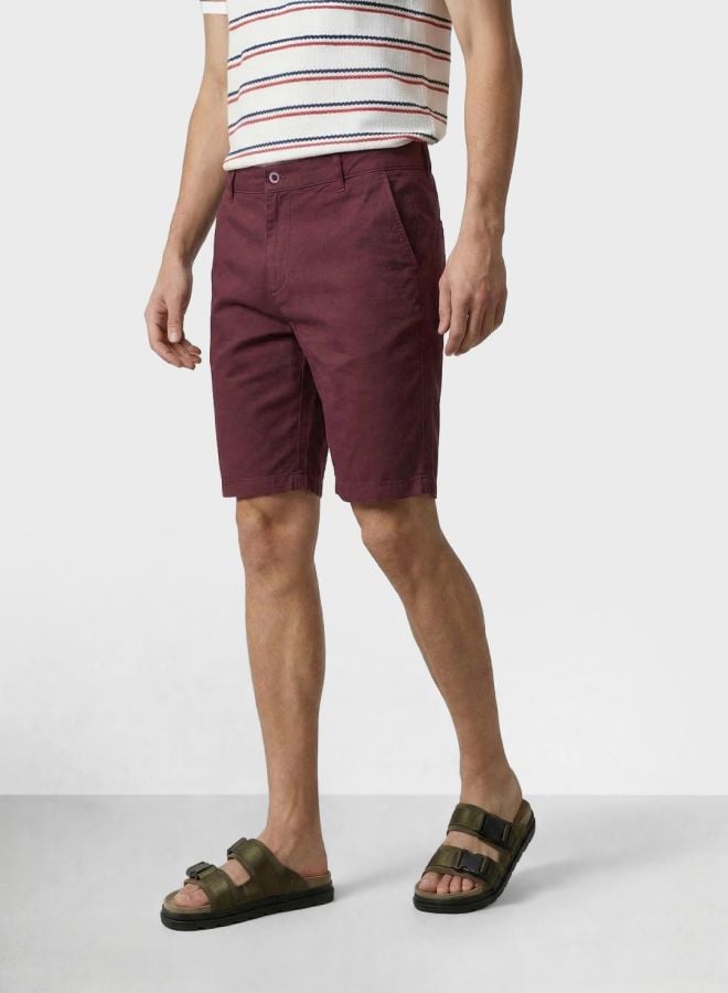 Men Slim Fit Solid Mid-Rise Shorts