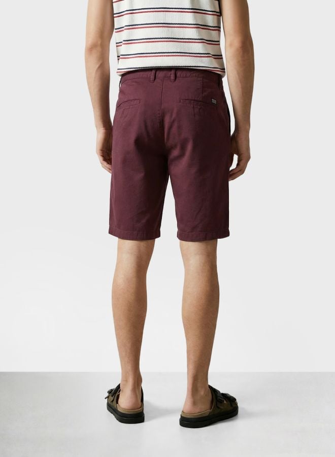 Men Slim Fit Solid Mid-Rise Shorts