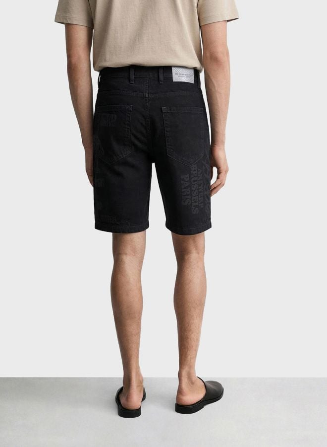 Men Regular Fit Laser Print Mid-Rise Denim Shorts