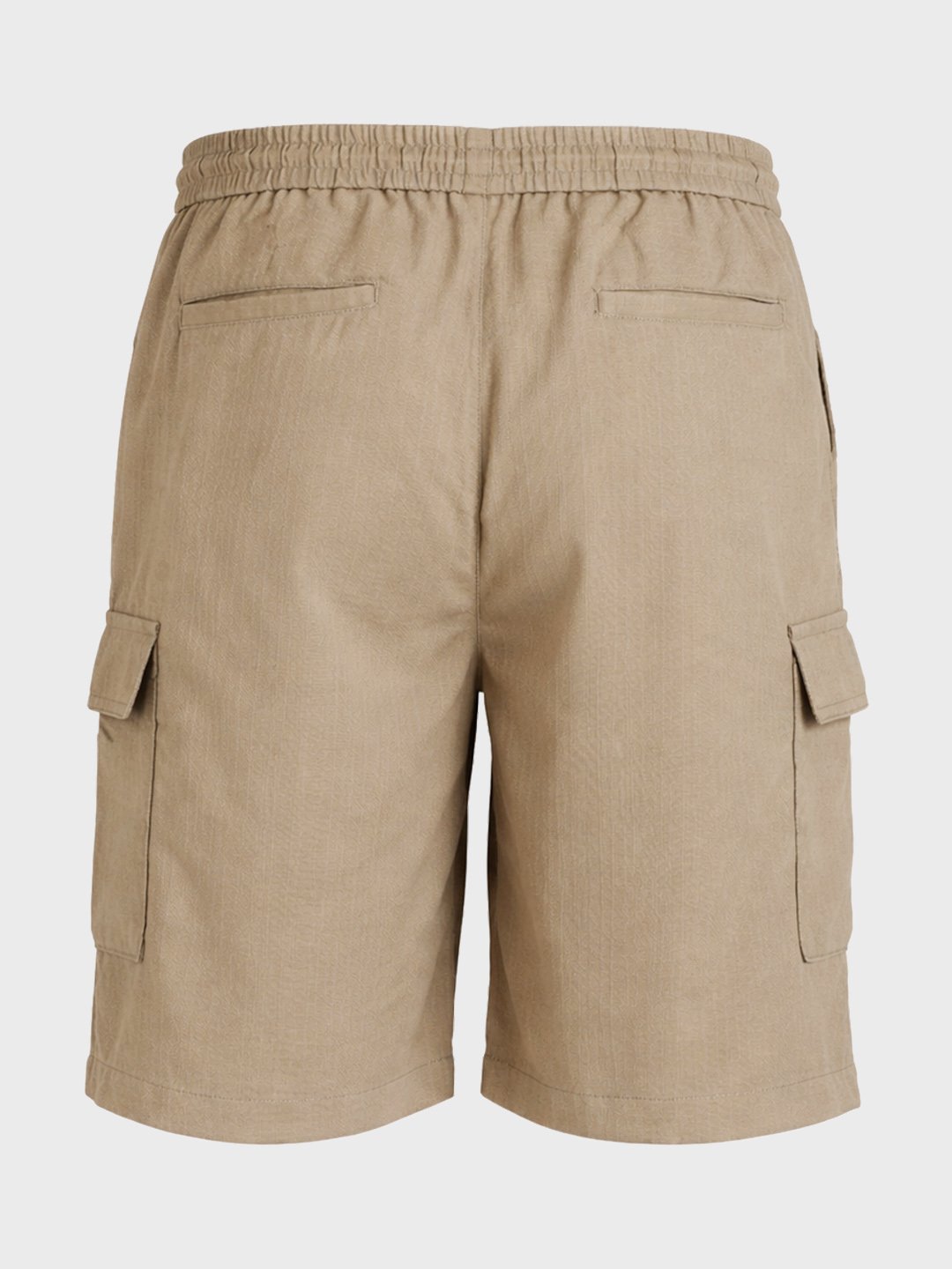 Men Relaxed Fit Solid Mid-Rise Cargo Shorts