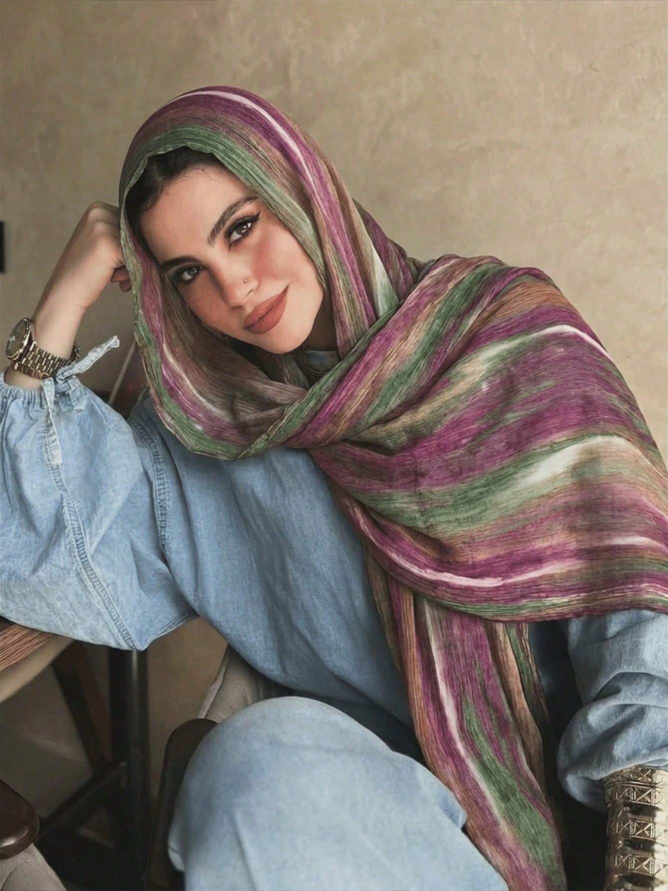 وشاح حجاب متدرج الألوان
