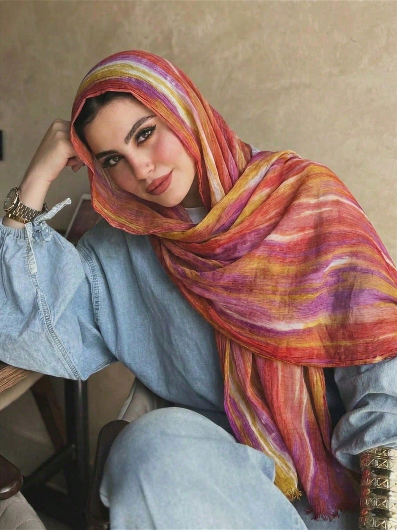 حجاب طويل متدرج الألوان