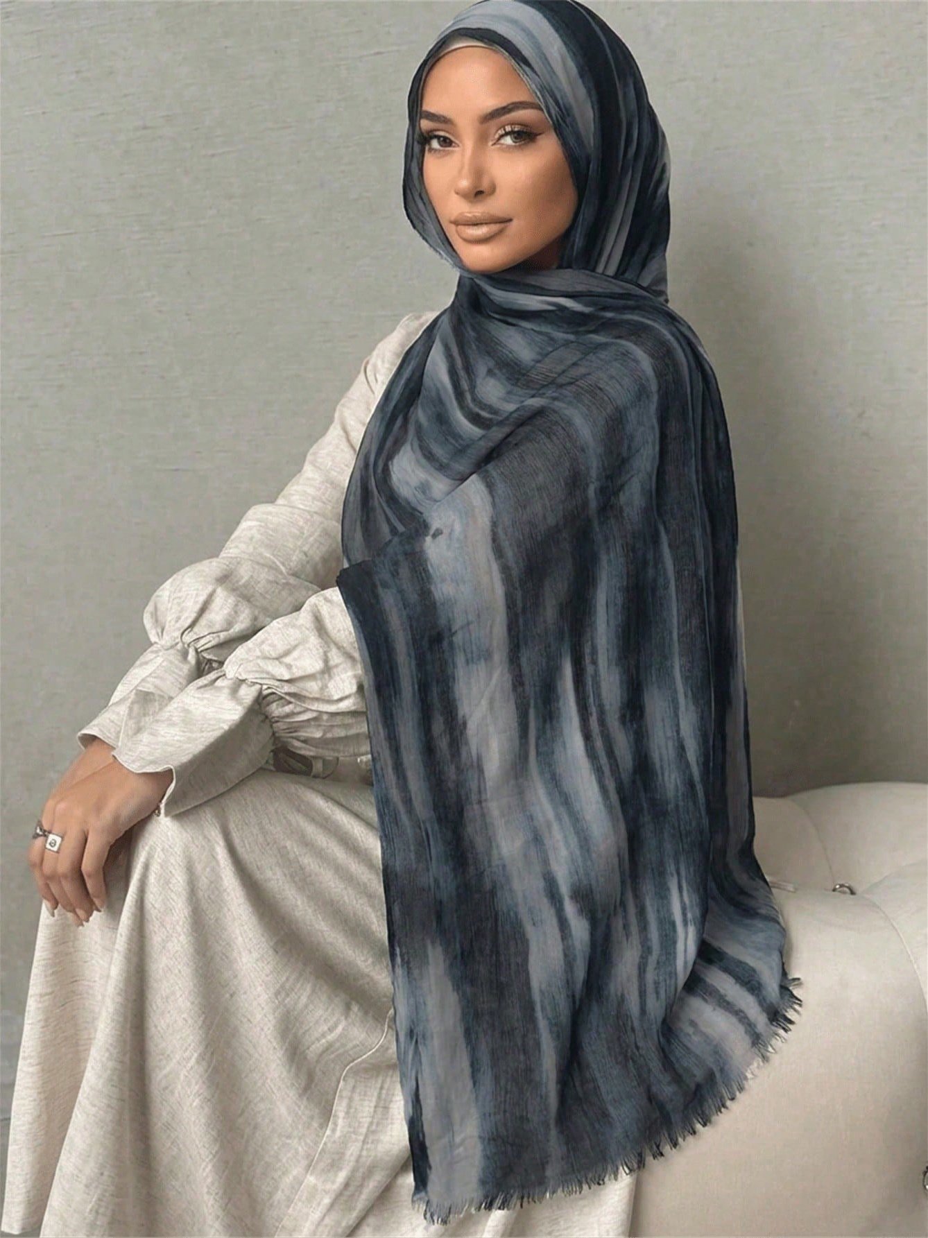 وشاح حجاب متدرج الألوان